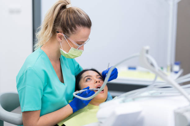 Best Emergency Tooth Extraction in Wellsville, OH